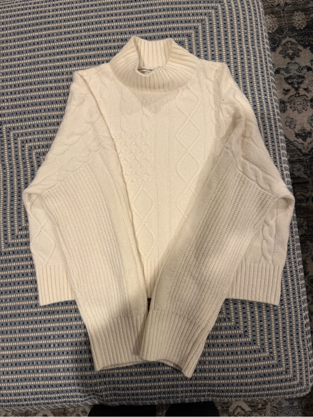 Abercrombie & Fitch Cream Cable Knit Turtleneck Sweater